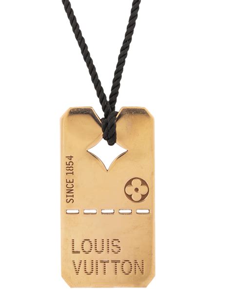 dog necklace louis vuitton|For Pets Collection for New .